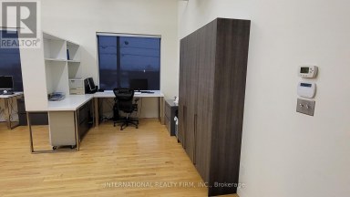 203 - 1245 CALEDONIA ROAD Toronto (Yorkdale-Glen Park) Ontario photo 3