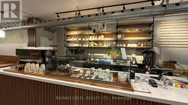 1060 GERRARD STREET E, Toronto (South Riverdale), Ontario, M4M1Z8