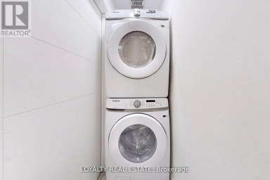 38A MONCLOVA ROAD Toronto (Downsview-Roding-CFB) Ontario photo 11