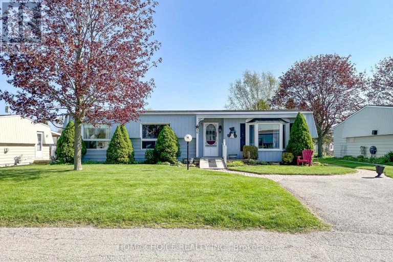 46 FAIRWAY DRIVE, Clarington (Newcastle), Ontario, L1B1B3