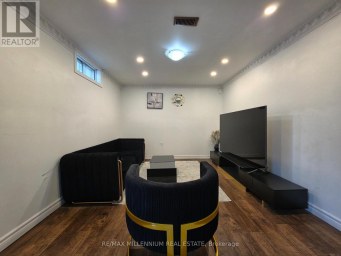 LOWER - 66 OVERLORD CRESCENT Toronto (Malvern) Ontario photo 8