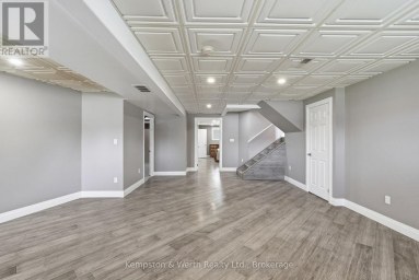 24 JORDAN DRIVE North Huron (East Wawanosh) Ontario photo 27