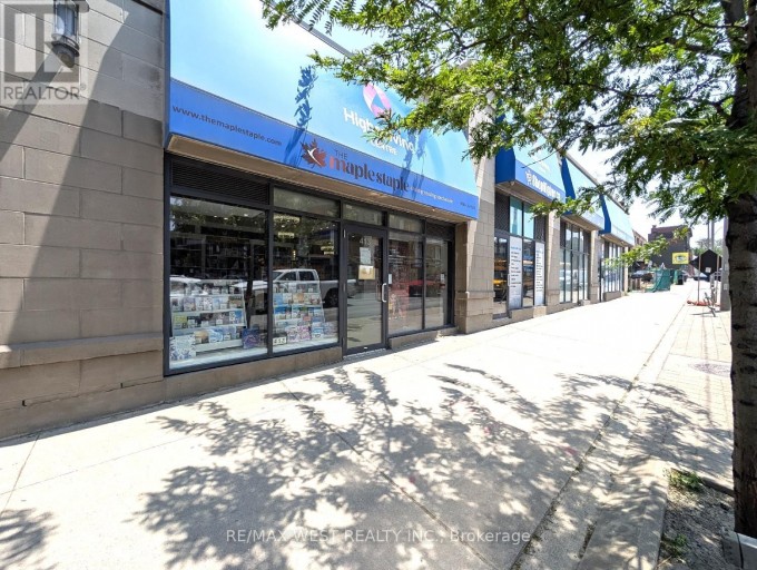 413 KEELE STREET, Toronto (Junction Area), Ontario, M6P2K9