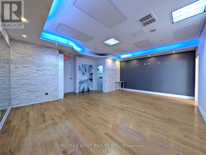 413 KEELE STREET, Toronto (Junction Area), Ontario, M6P2K9