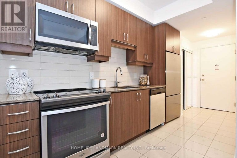 NW-201 - 9201 YONGE STREET, Richmond Hill (Langstaff), Ontario, L4C6Z2