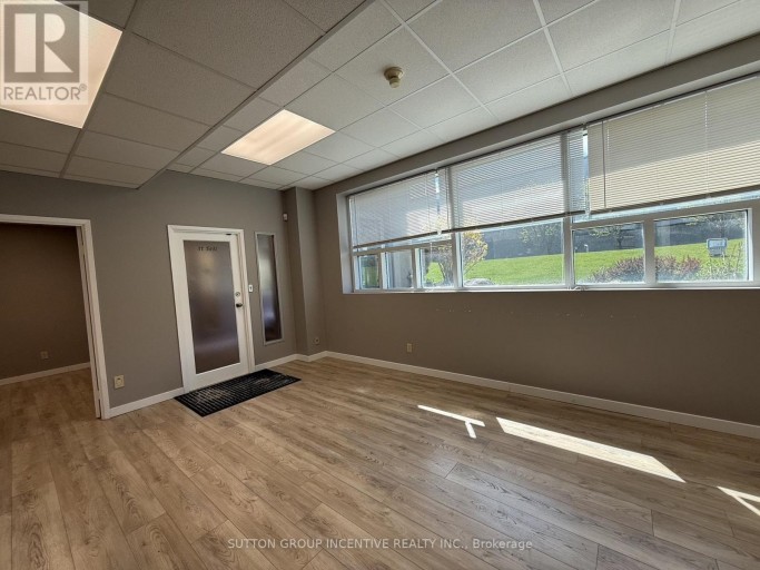 11 - 47 HARLEY COURT, Barrie (400 West), Ontario, L4N8V4