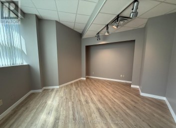 11 - 47 HARLEY COURT Barrie (400 West) Ontario photo 4
