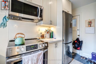 15 - 48 LAWTON BOULEVARD Toronto (Yonge-St. Clair) Ontario photo 11