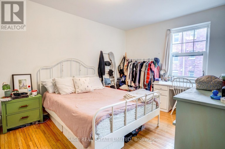 15 - 48 LAWTON BOULEVARD, Toronto (Yonge-St. Clair), Ontario, M4V1Z5