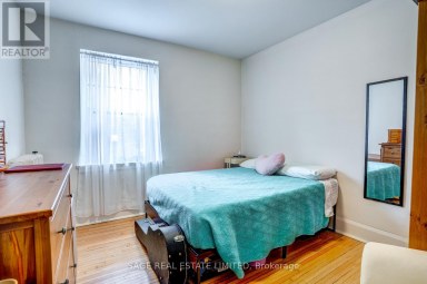 15 - 48 LAWTON BOULEVARD Toronto (Yonge-St. Clair) Ontario photo 17
