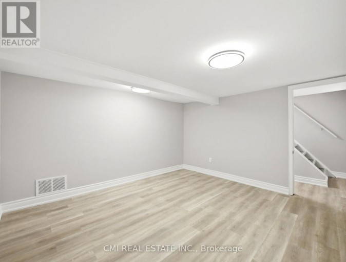 86 ADAIR AVENUE S, Hamilton (Glenview), Ontario, L8K3S5