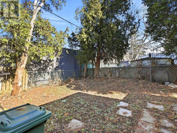 86 ADAIR AVENUE S, Hamilton (Glenview), Ontario, L8K3S5