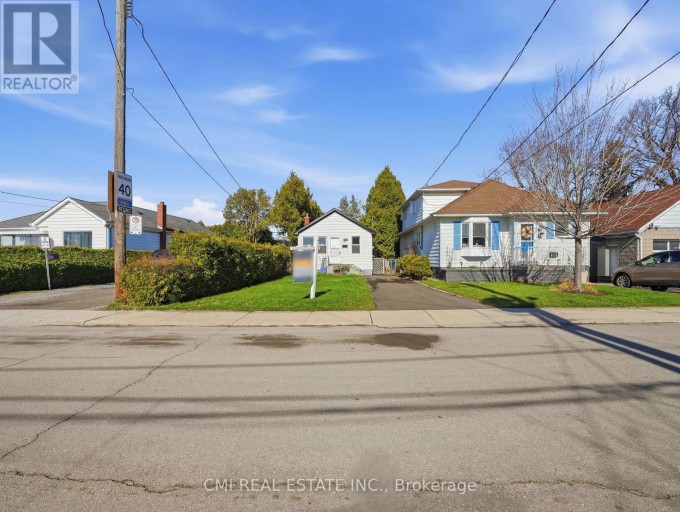 86 ADAIR AVENUE S, Hamilton (Glenview), Ontario, L8K3S5