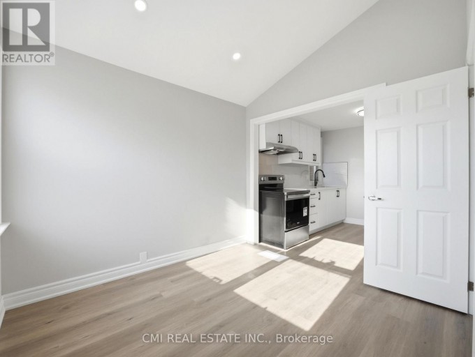 86 ADAIR AVENUE S, Hamilton (Glenview), Ontario, L8K3S5
