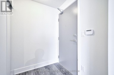 2115 - 188 FAIRVIEW MALL DRIVE Toronto (Don Valley Village) Ontario photo 2