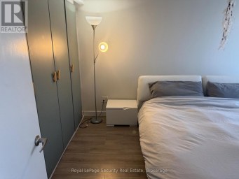 310 - 801 SHEPPARD AVENUE Toronto (Clanton Park) Ontario photo 9