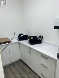 46 LAKESHORE ROAD Oakville (CO Central) Ontario photo 3