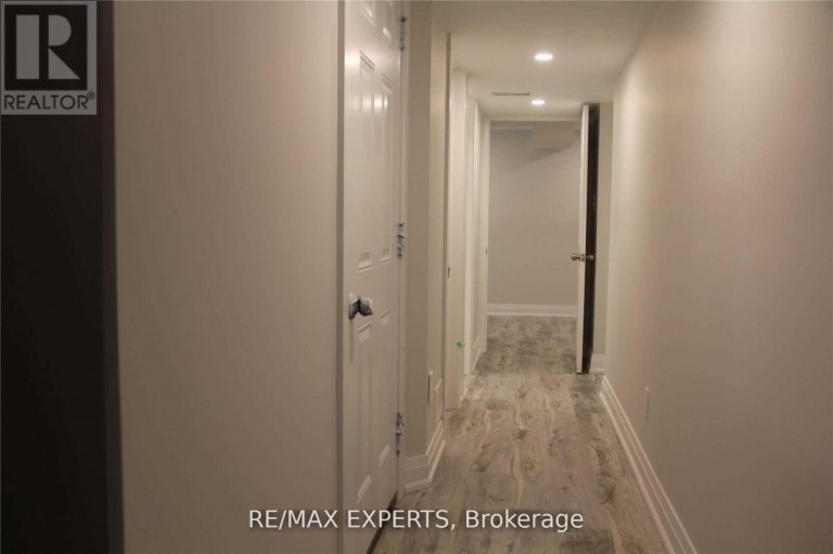 BSMT - 599 GLENCAIRN AVENUE, Toronto (Englemount-Lawrence), Ontario, M6B1Z6