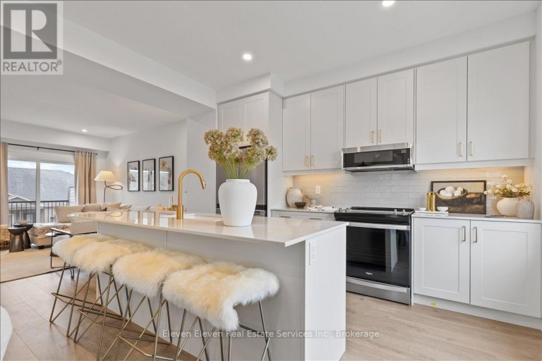 58 BALLADRY BOULEVARD, Stratford, Ontario, N5A0L6