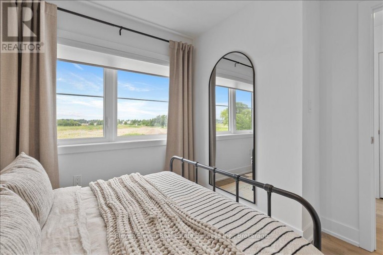 58 BALLADRY BOULEVARD, Stratford, Ontario, N5A0L6