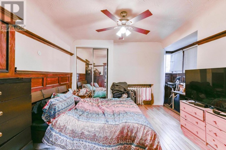 3 MAYNARD AVENUE, Toronto (South Parkdale), Ontario, M6K2Z7