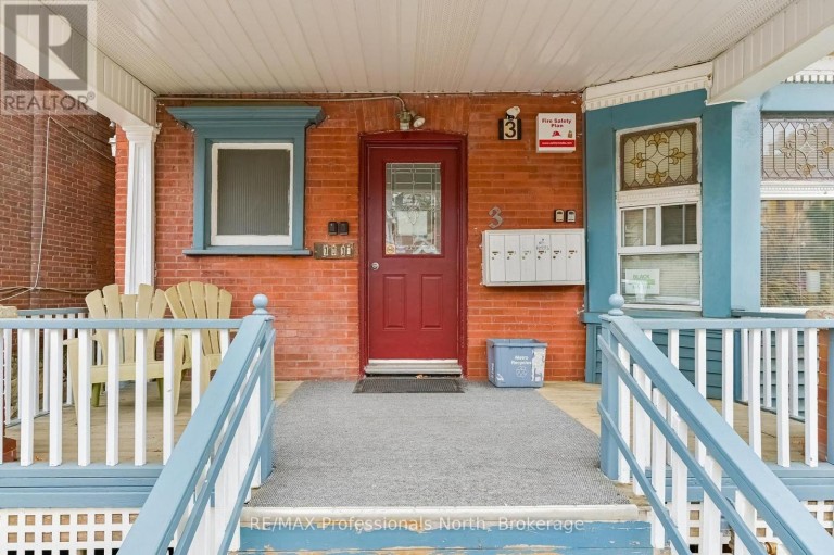 3 MAYNARD AVENUE, Toronto (South Parkdale), Ontario, M6K2Z7