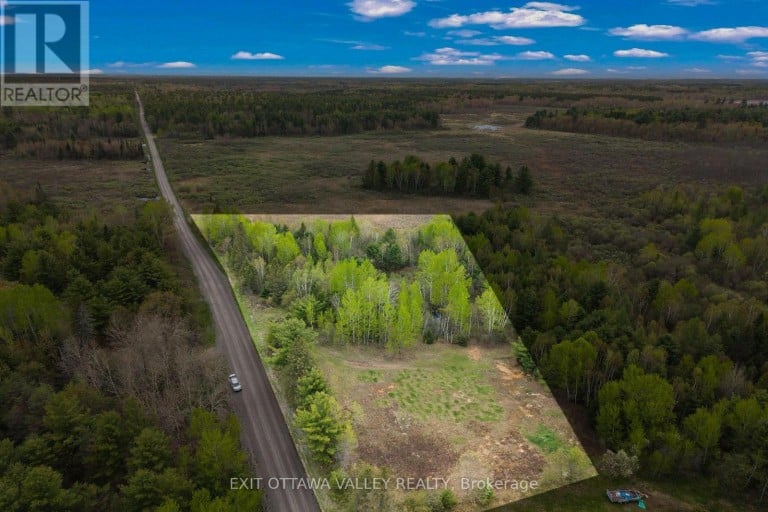 000 Lemke Road, North Algona Wilberforce, Ontario (id X13161008)