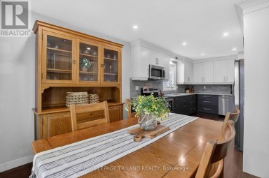 31 BEECHBANK CRESCENT London South (South X) Ontario photo 12