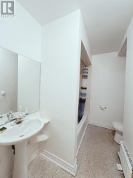 1 - 1324 GERRARD STREET E Toronto (Greenwood-Coxwell) Ontario photo 4