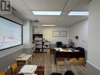 206 - 121 WILLOWDALE AVENUE Toronto (Willowdale East) Ontario photo 4