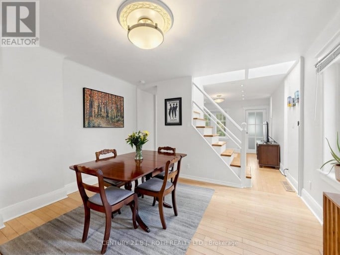 195 WHEELER AVENUE, Toronto (The Beaches), Ontario, M4L3V5
