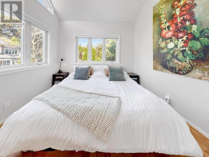 195 WHEELER AVENUE, Toronto (The Beaches), Ontario, M4L3V5