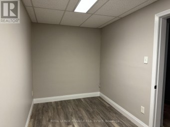 M03 - 70 KING STREET E Hamilton (Stoney Creek) Ontario photo 10
