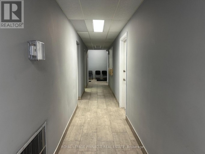 M03 - 70 KING STREET E, Hamilton (Stoney Creek), Ontario, L8G1K2