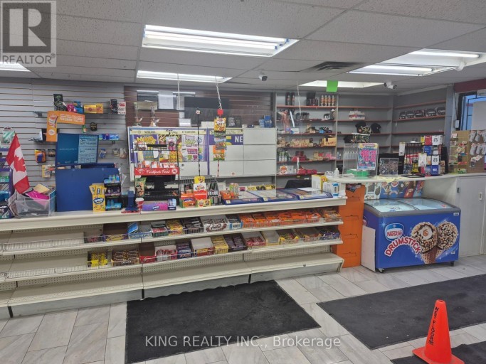 210 FRONT STREET, Quinte West (Trenton Ward), Ontario, K8V4N9