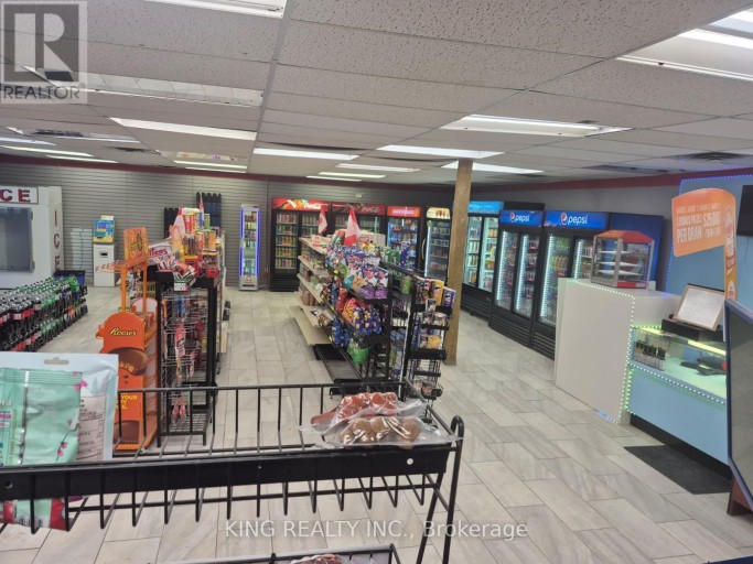 210 FRONT STREET, Quinte West (Trenton Ward), Ontario, K8V4N9