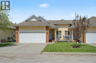 18 Prominence View SW Calgary Alberta photo 1