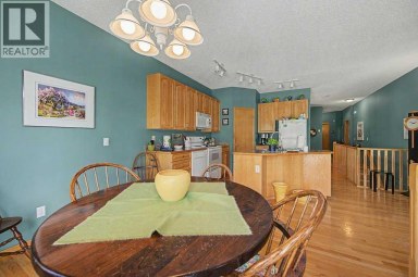 18 Prominence View SW Calgary Alberta photo 29