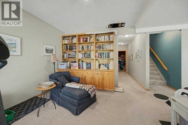 18 Prominence View SW Calgary Alberta photo 35
