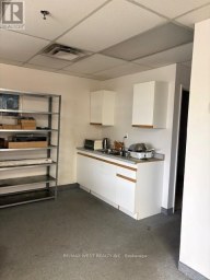 B - 329 MILLWAY AVENUE Vaughan (Concord) Ontario photo 5