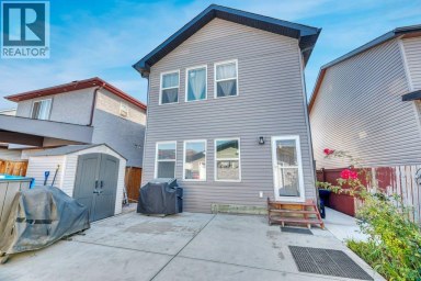 319 Saddlebrook Circle NE Calgary Alberta photo 4
