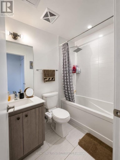 607 - 10 WILLISON SQUARE, Toronto (Kensington-Chinatown), Ontario, M5T1E7