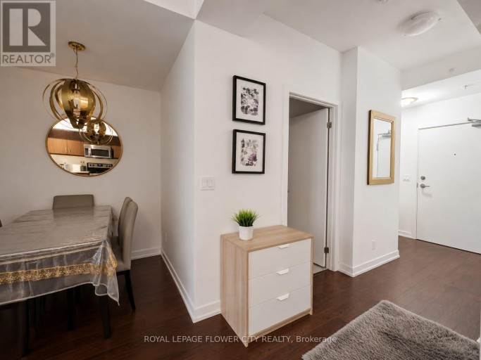 607 - 10 WILLISON SQUARE, Toronto (Kensington-Chinatown), Ontario, M5T1E7