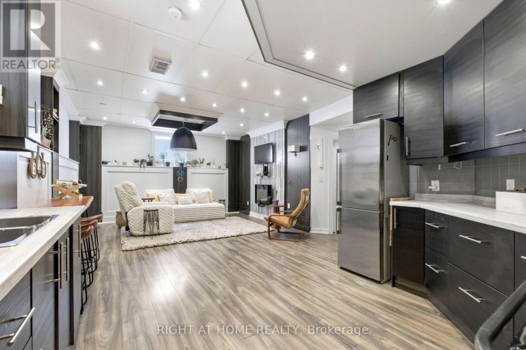10 LEARMONT AVENUE, Caledon, Ontario, L7C3N3