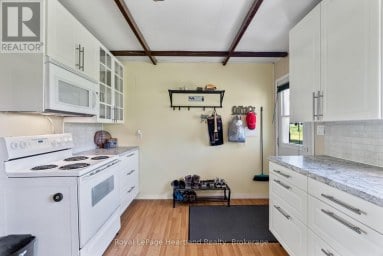 48 POECHMAN LANE Brockton Ontario photo 10