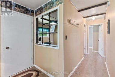 48 POECHMAN LANE Brockton Ontario photo 15