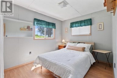 48 POECHMAN LANE Brockton Ontario photo 19