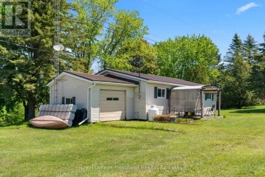 48 POECHMAN LANE Brockton Ontario photo 6