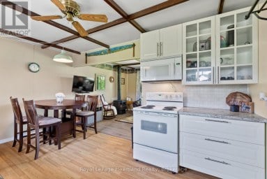 48 POECHMAN LANE Brockton Ontario photo 8