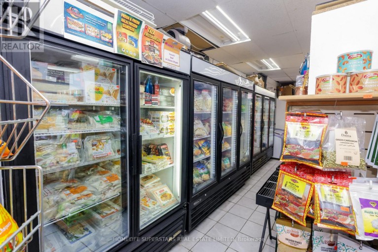 86 NIAGARA STREET, St. Catharines (E. Chester), Ontario, L2R4L2